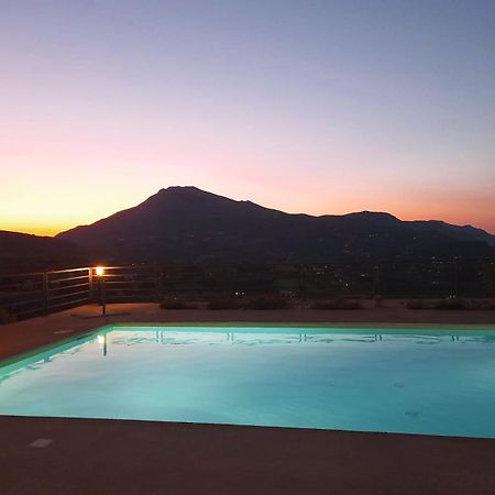 Villa Luxury Con Piscina Privata Vista Mare - カステッランマーレ・デル・ゴルフォ エクステリア 写真