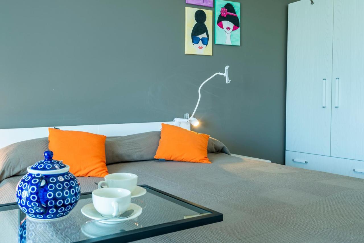 Villa Luxury Con Piscina Privata Vista Mare - カステッランマーレ・デル・ゴルフォ エクステリア 写真