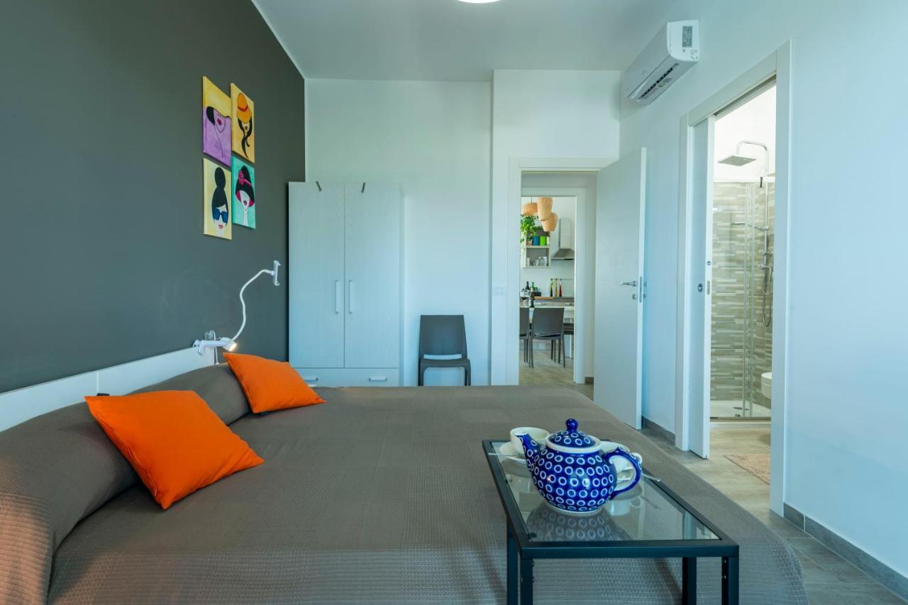 Villa Luxury Con Piscina Privata Vista Mare - カステッランマーレ・デル・ゴルフォ エクステリア 写真