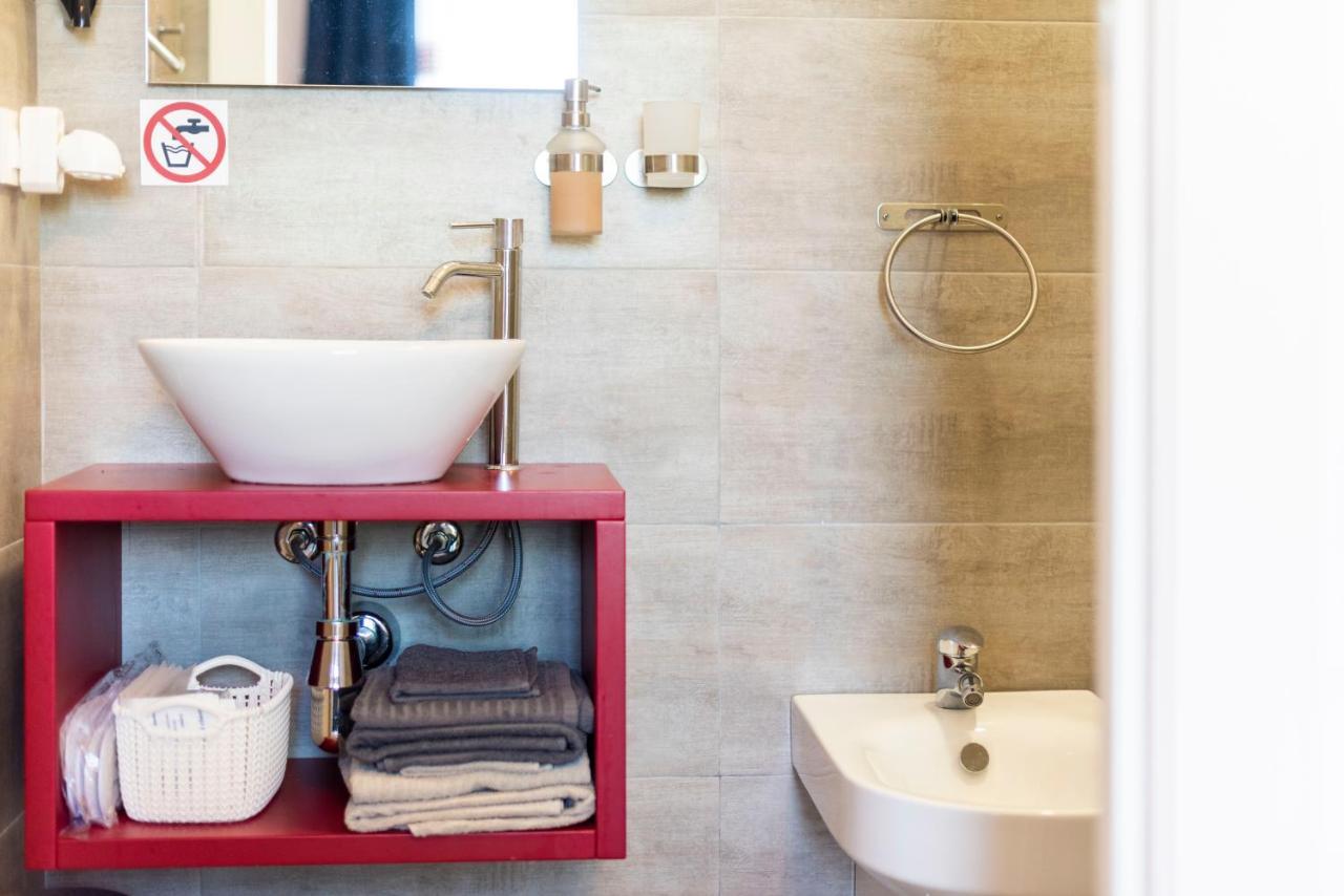 Villa Luxury Con Piscina Privata Vista Mare - カステッランマーレ・デル・ゴルフォ エクステリア 写真