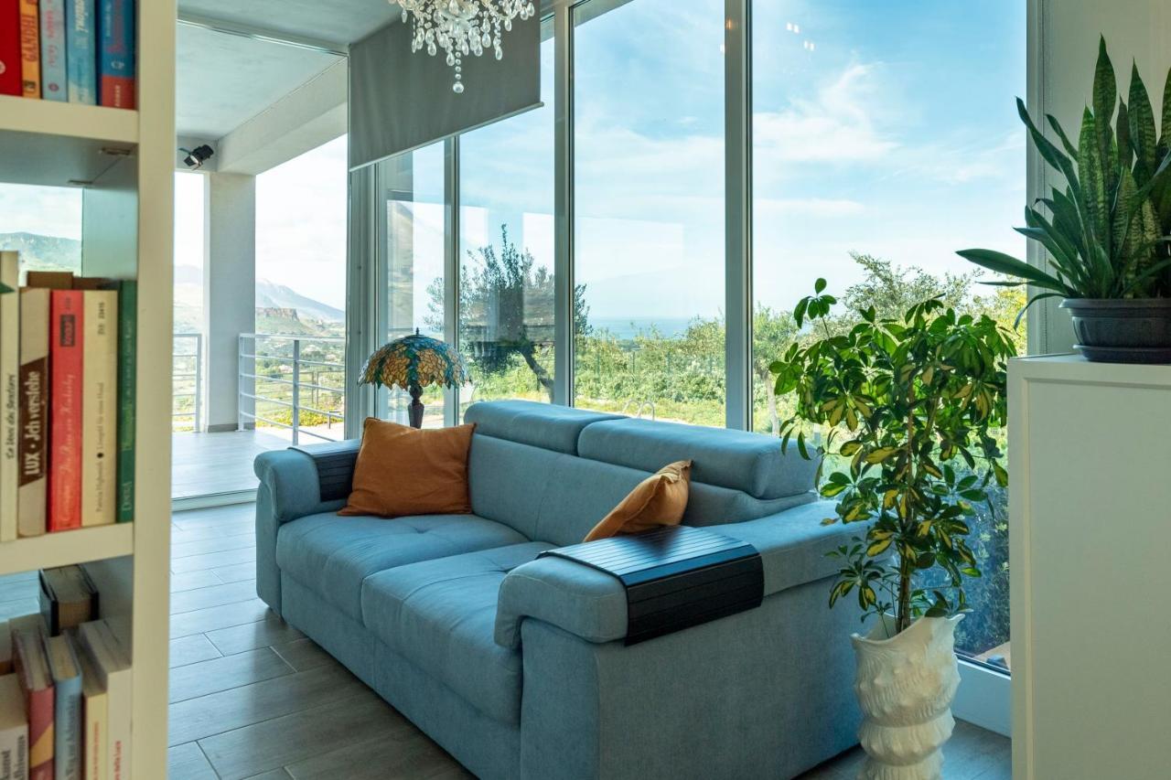 Villa Luxury Con Piscina Privata Vista Mare - カステッランマーレ・デル・ゴルフォ エクステリア 写真
