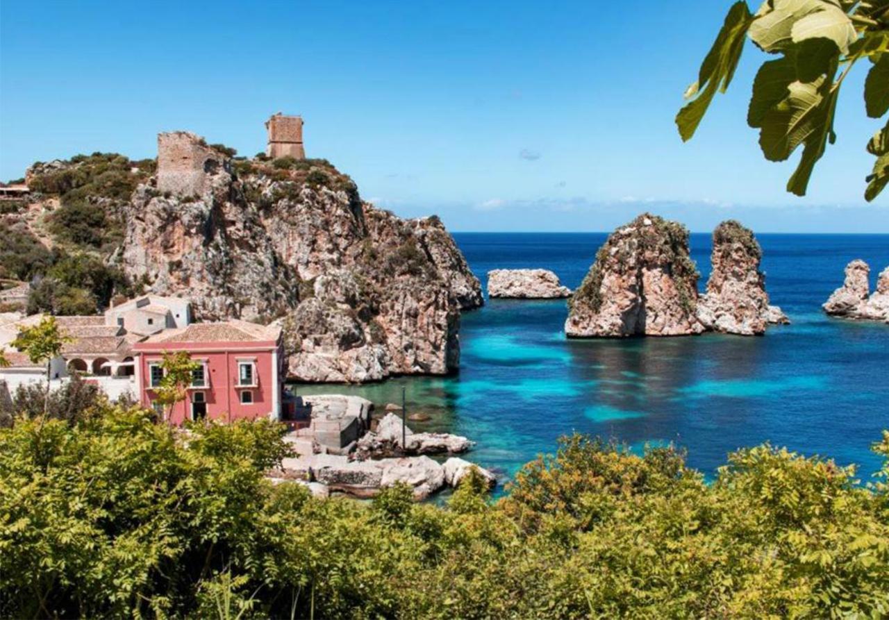 Villa Luxury Con Piscina Privata Vista Mare - カステッランマーレ・デル・ゴルフォ エクステリア 写真